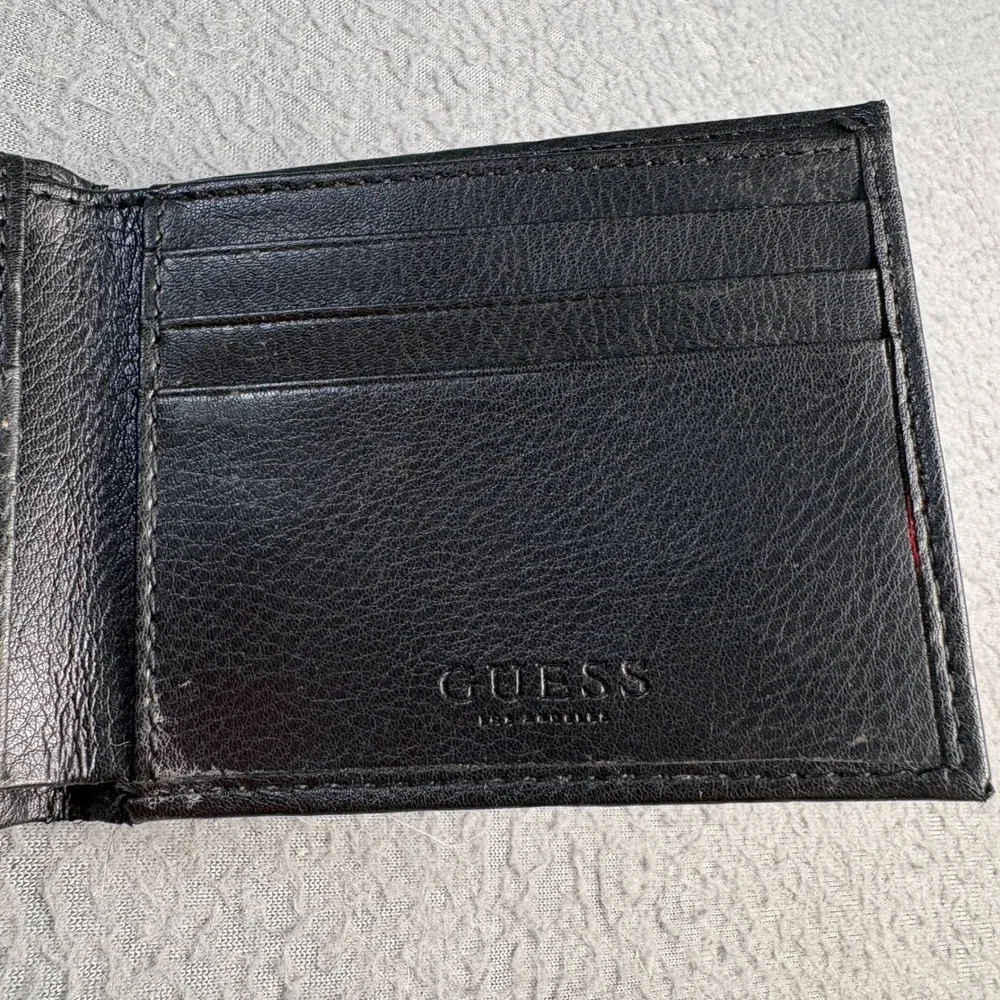 Guess Mens Bifold Wallet Black Faux Leather Red Stitching Triangle Logo Logo